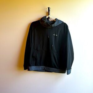 Men’s Oakley Black and Gray Hooded Sweatshirt Medium